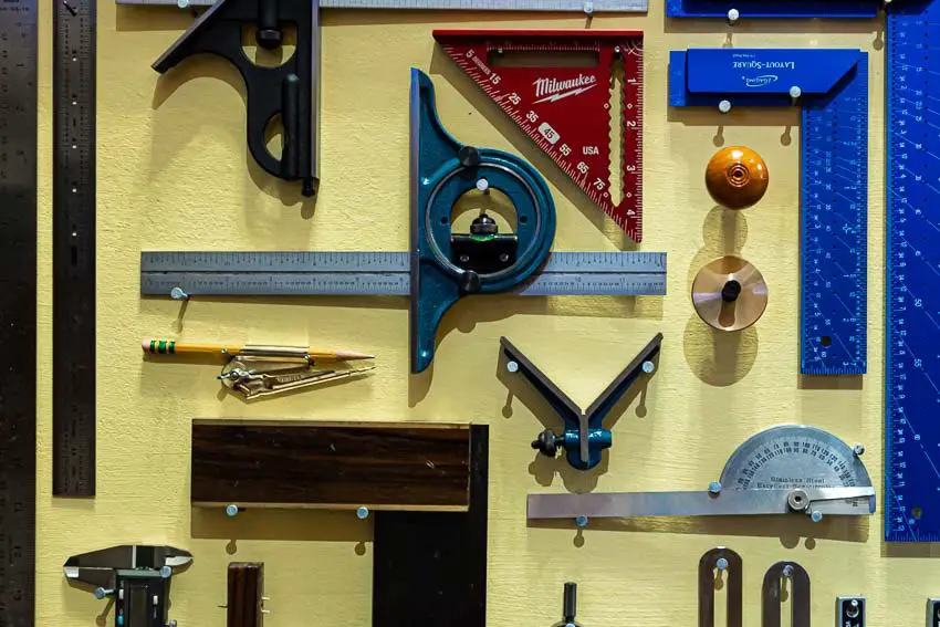 What are the Key Differences between Woodworking And Metalworking Tools?