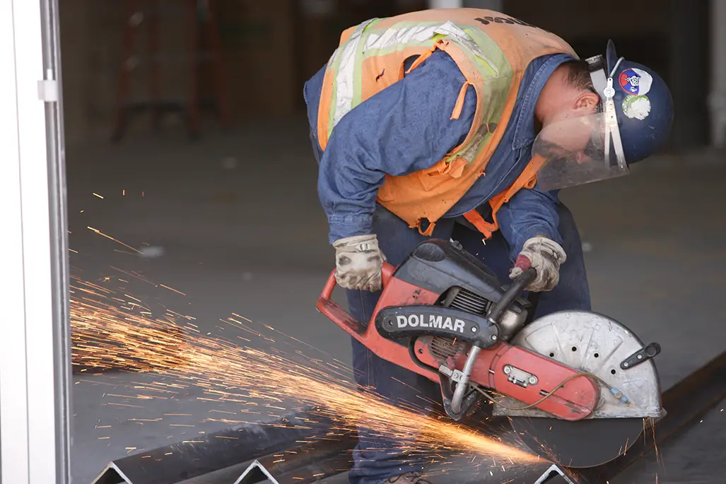 What Protective Gear is Necessary When Working With Power Saws?  